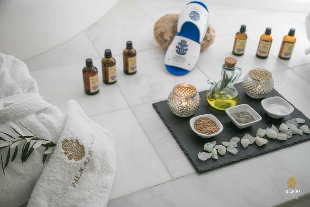 Hotel Palacio De Ubeda 5 G.L Экстерьер фото Aromatherapy